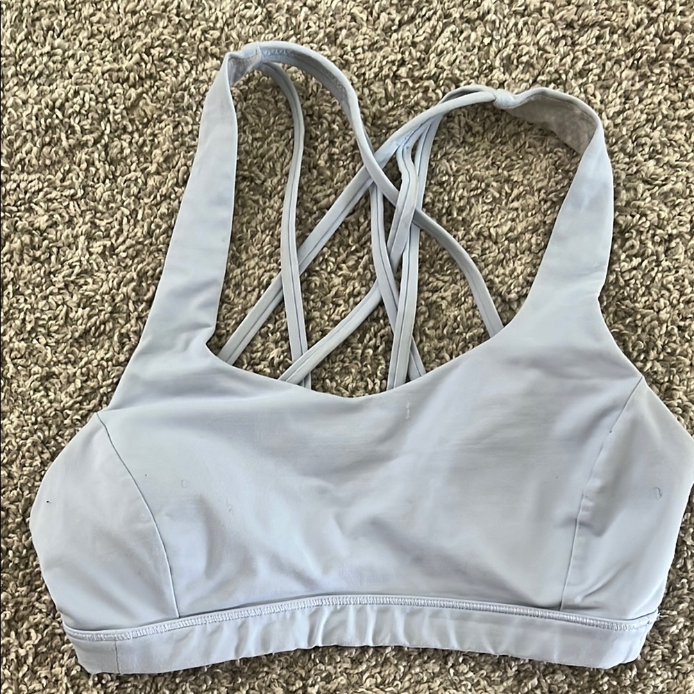 Lululemon sports bra size 4